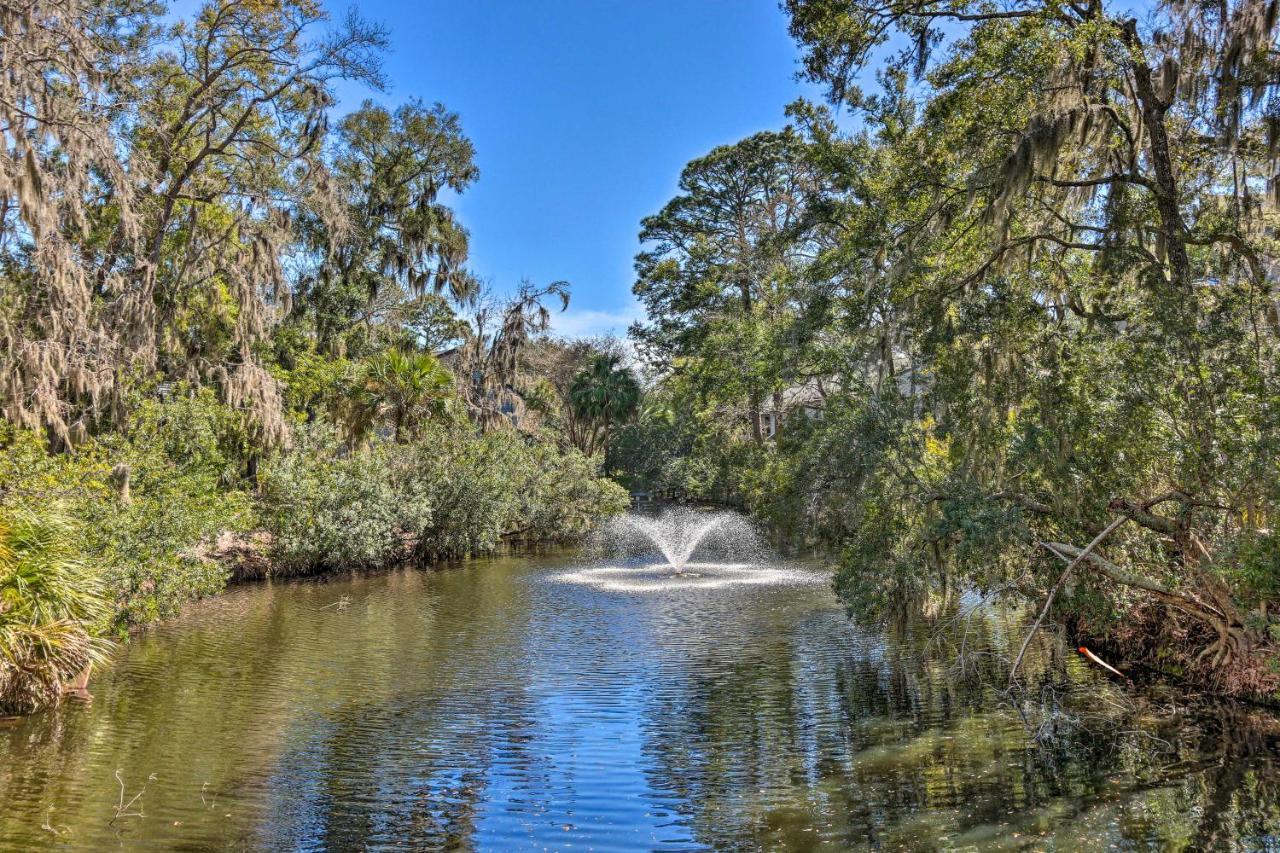 Coastal Oasis With Pool - Walk To Coligny Beach Park Hilton Head Island Bagian luar foto